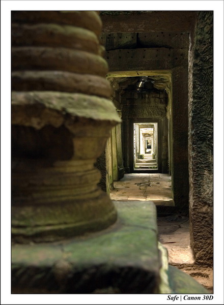 2006 - 07 - Temple angkor - Phrea Khan 28